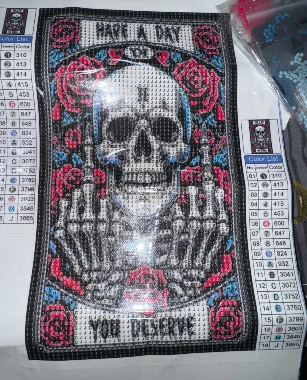 Peinture diamant Dark Art réalisée par un client Diamora